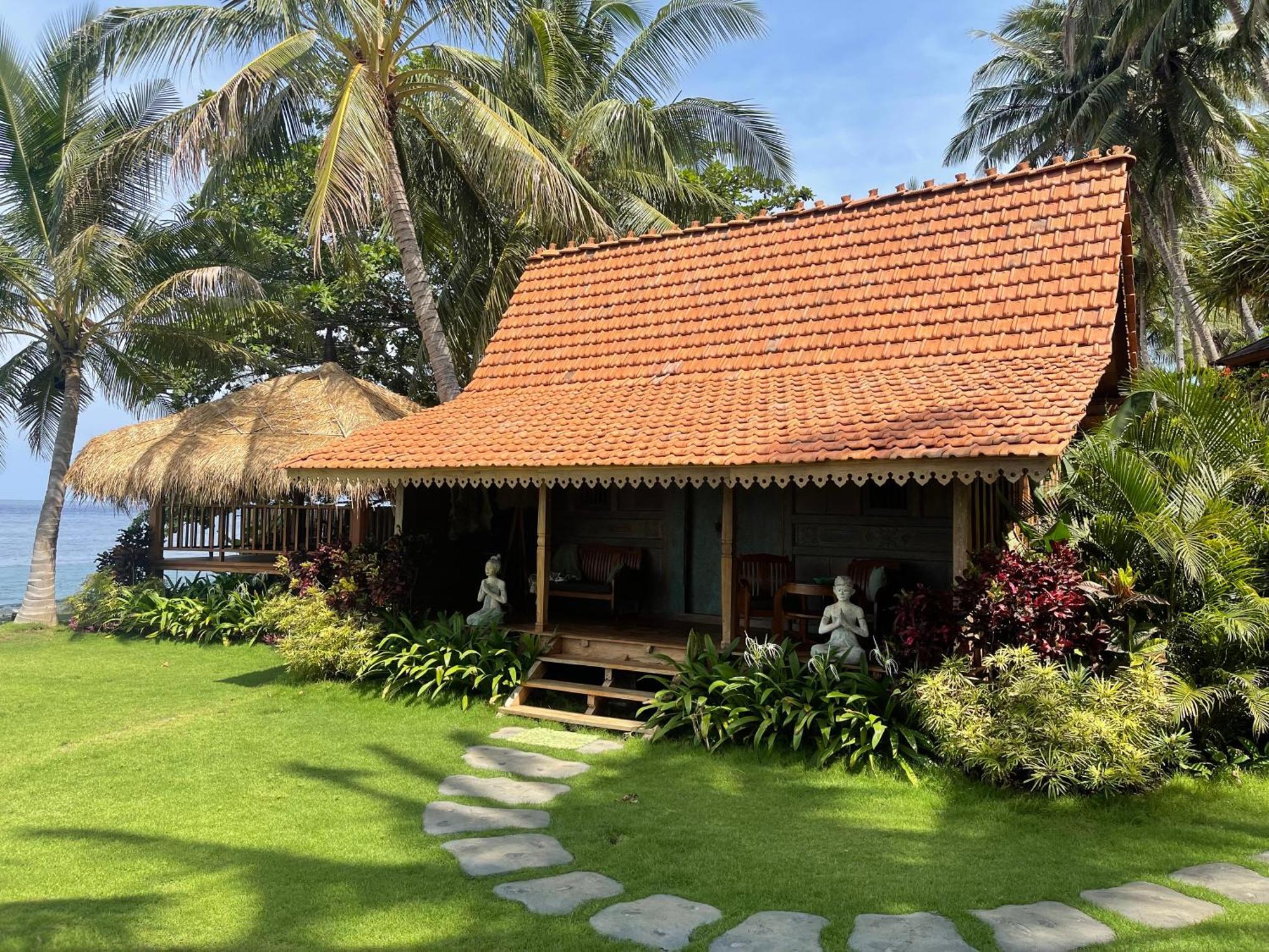 Louka Beach Bali Tianyar Eksteriør bilde