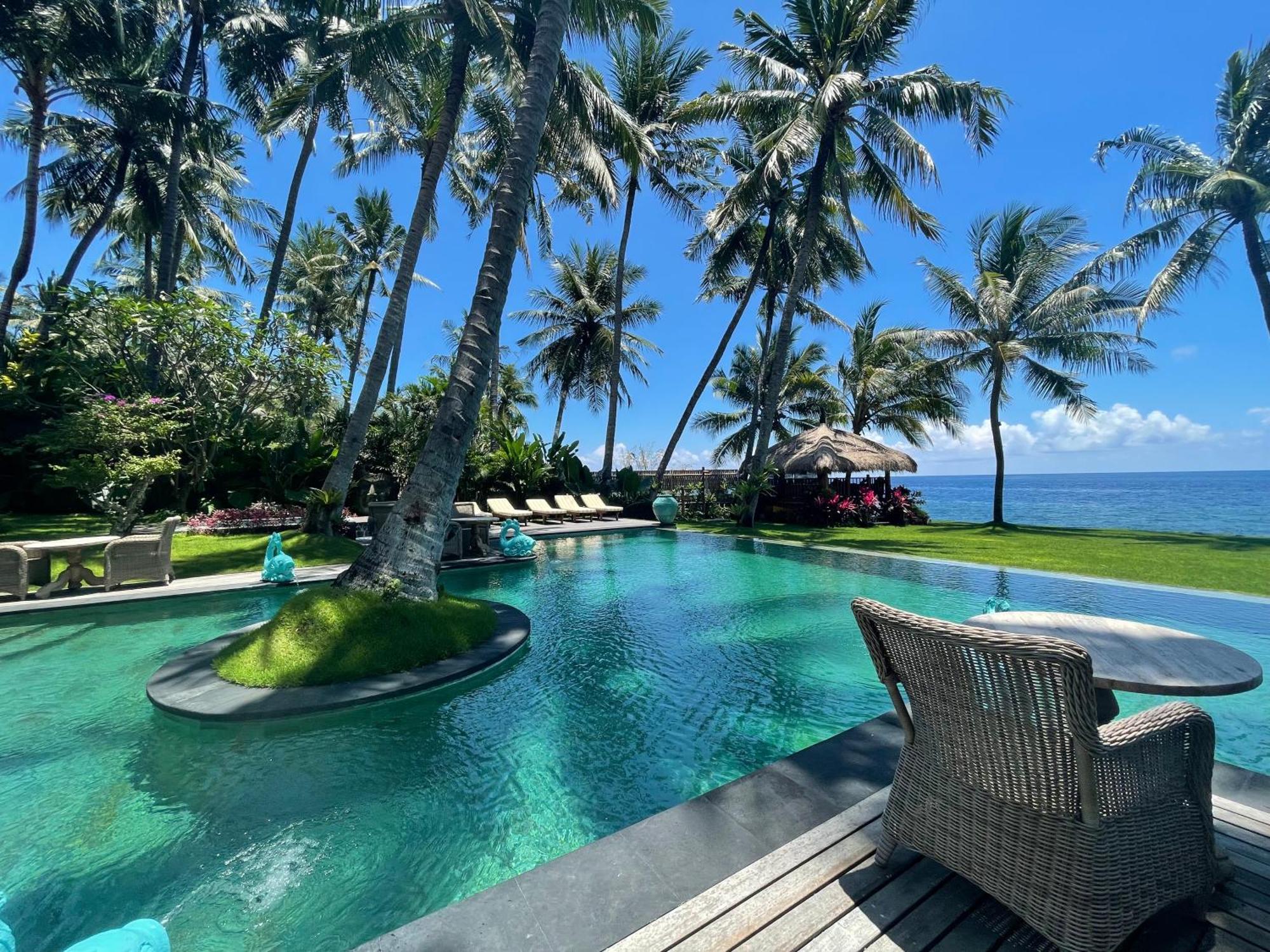 Louka Beach Bali Tianyar Eksteriør bilde